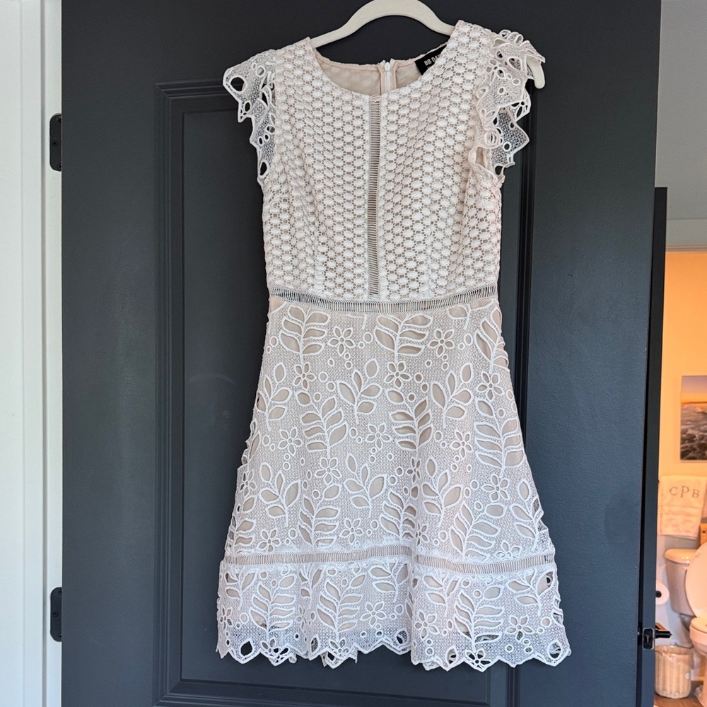 BB Dakota White Lace Textured Top